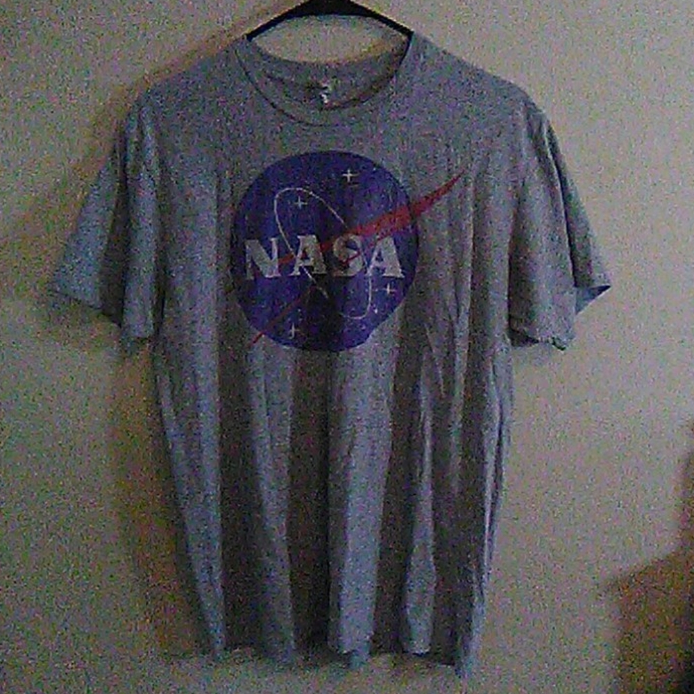 NASA tee (men's fit)